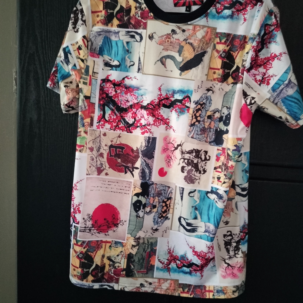 Artistic Graphic Short Sleeve Tee